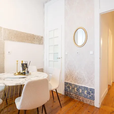 Apartment Heart Of Sleeps 8 Stylish 2 Bath