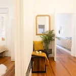 Heart Of Sleeps 8 Stylish 2 Bath *